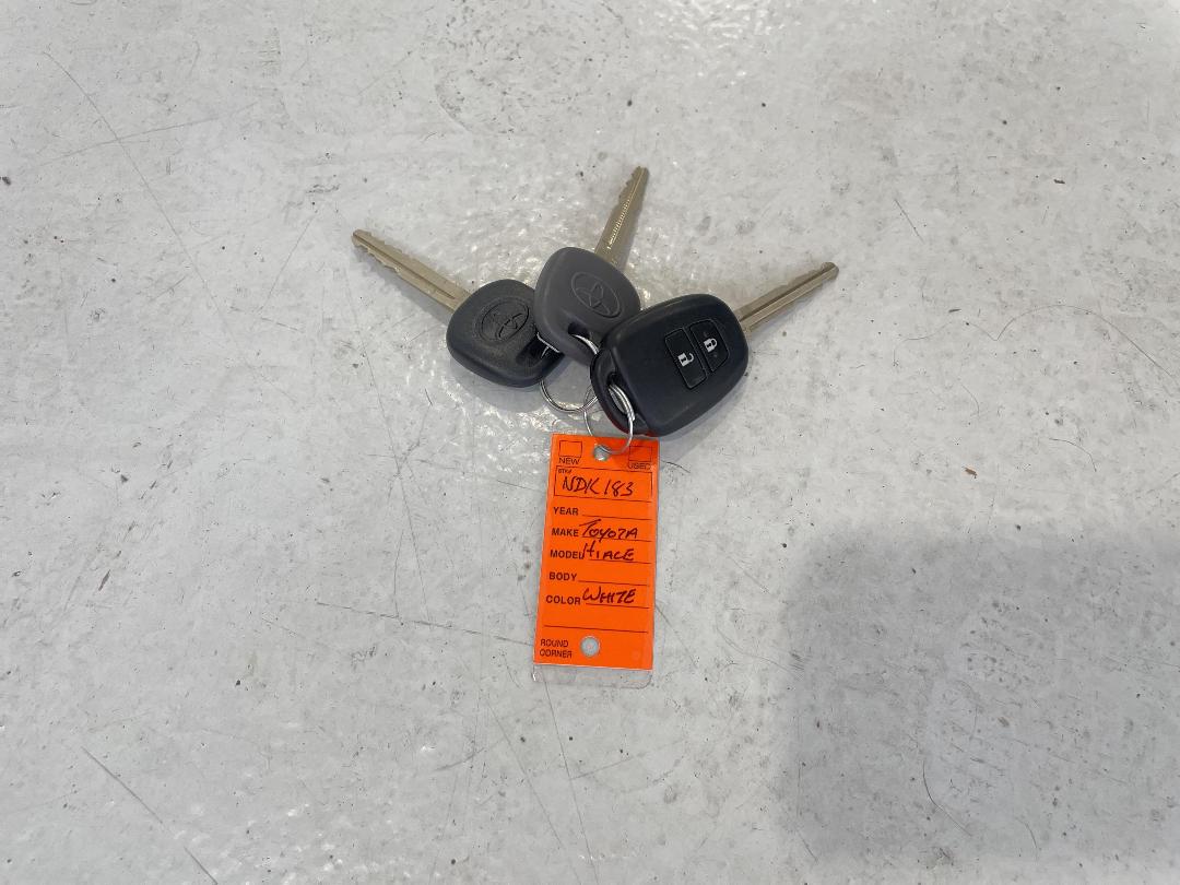 Photo '21' of Toyota Hiace