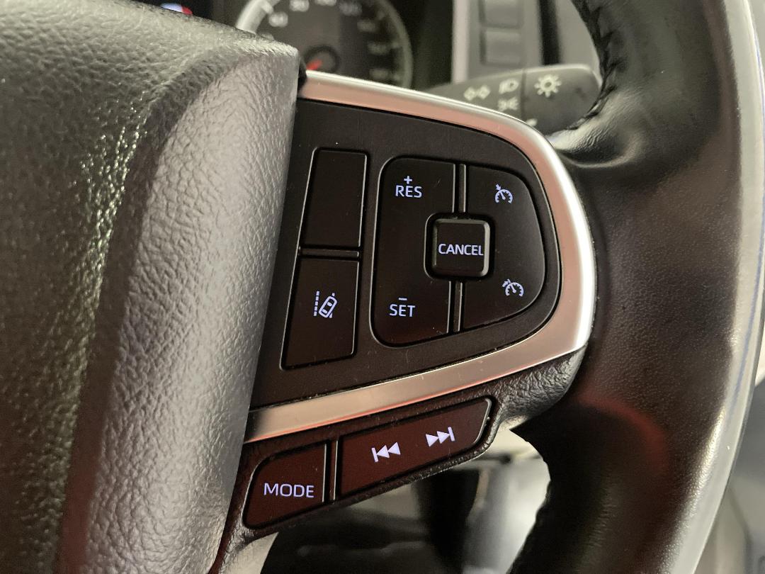 Photo '24' of Toyota Hiace