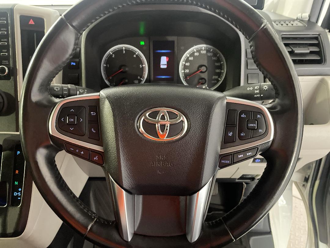 Photo '26' of Toyota Hiace