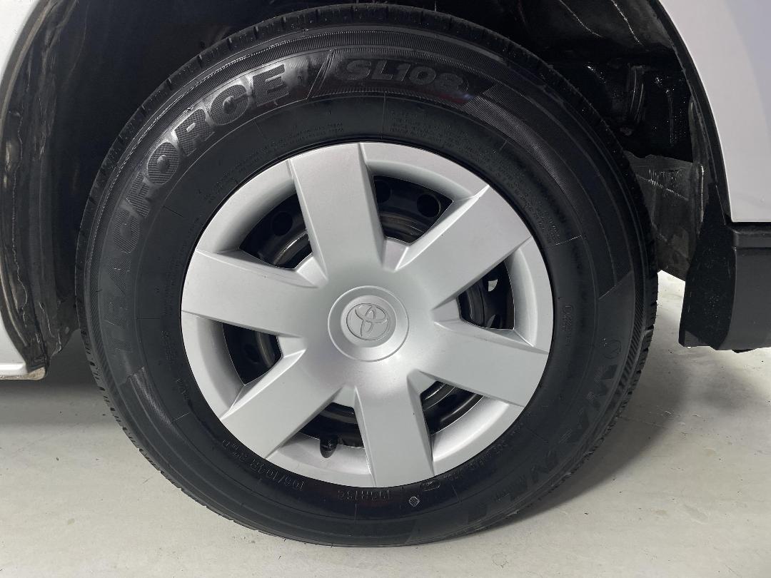 Photo '9' of Toyota Hiace