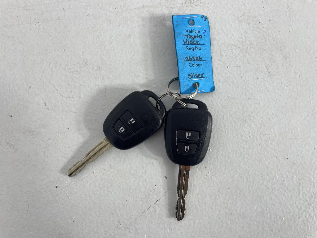 Photo '21' of Toyota Hiace