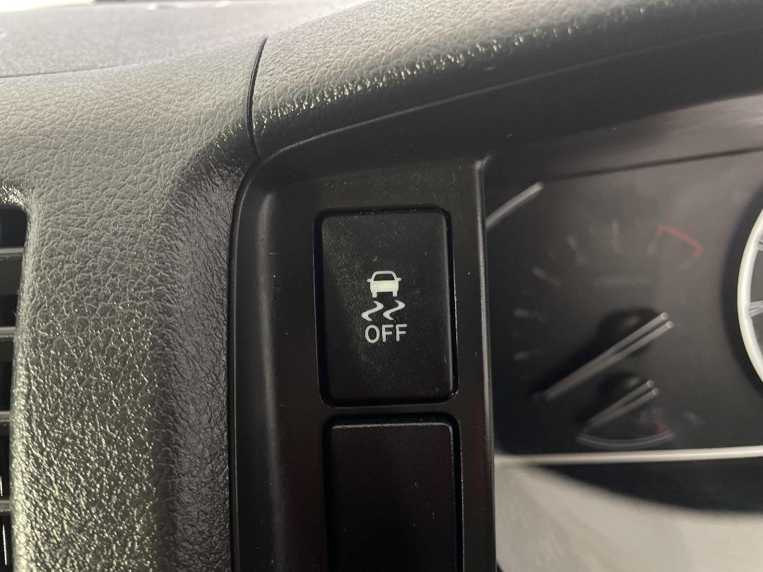 Photo '23' of Toyota Hiace