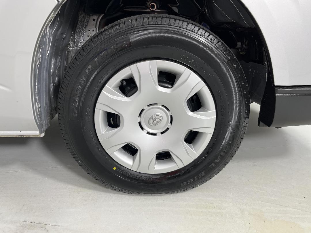 Photo '9' of Toyota Hiace Photo '9' of Toyota Hiace