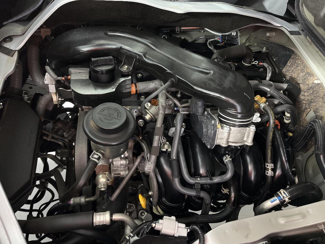 Photo '13' of Toyota Hiace Photo '13' of Toyota Hiace