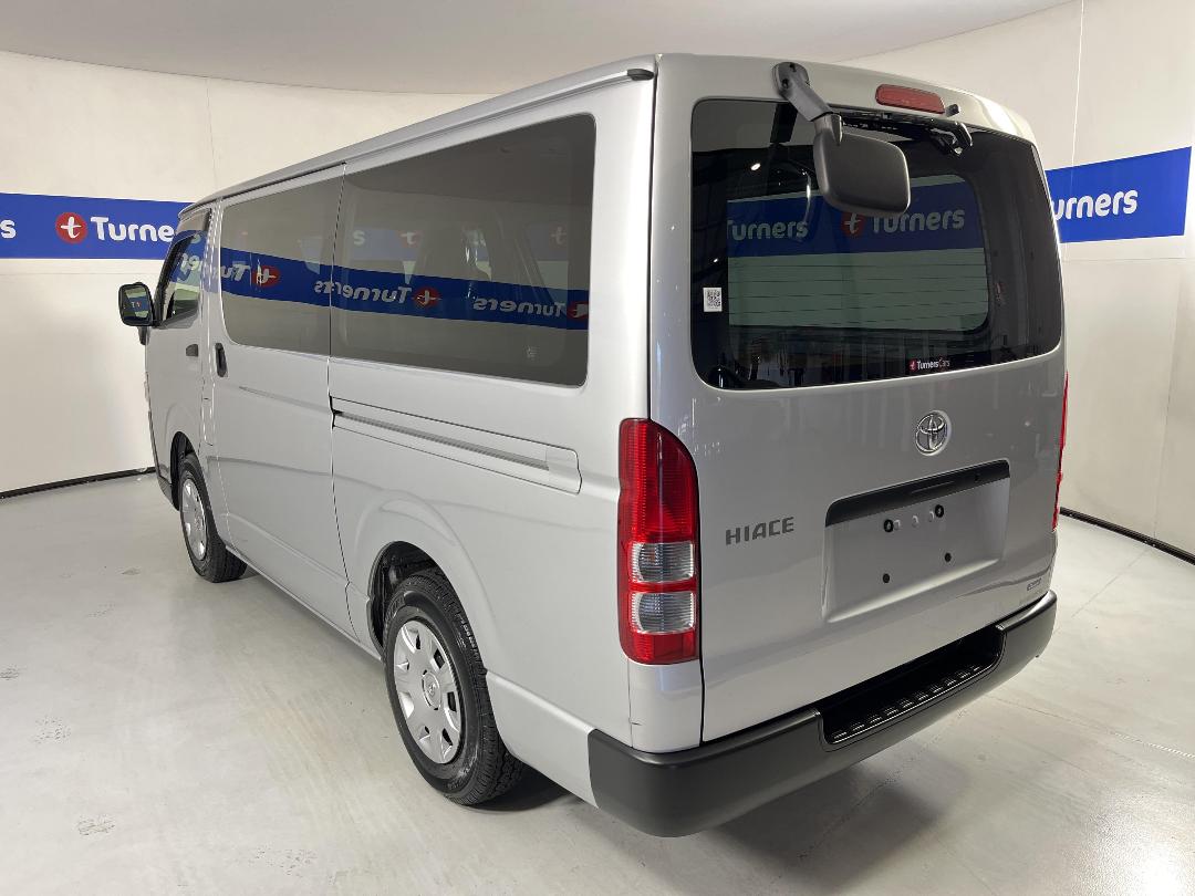 Photo '5' of Toyota Hiace Photo '5' of Toyota Hiace