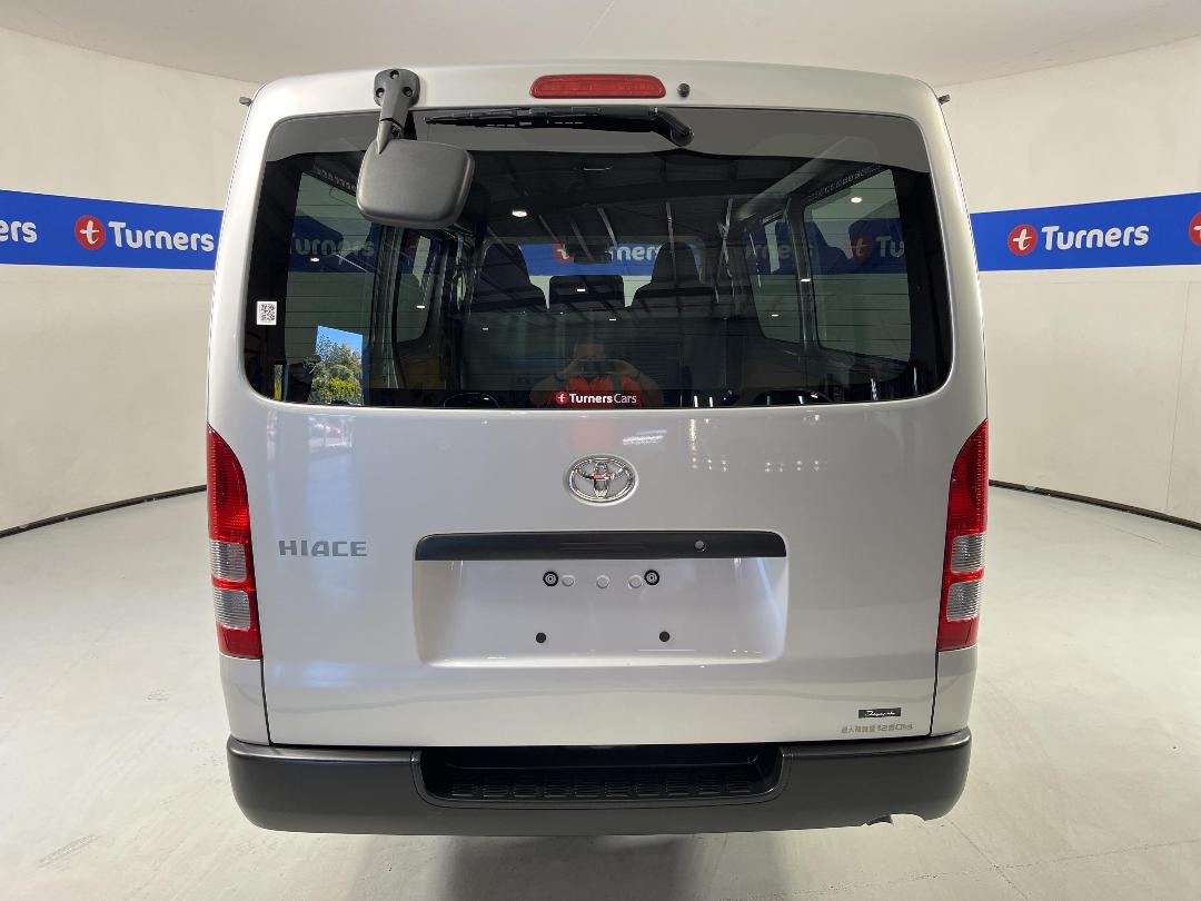 Photo '6' of Toyota Hiace Photo '6' of Toyota Hiace