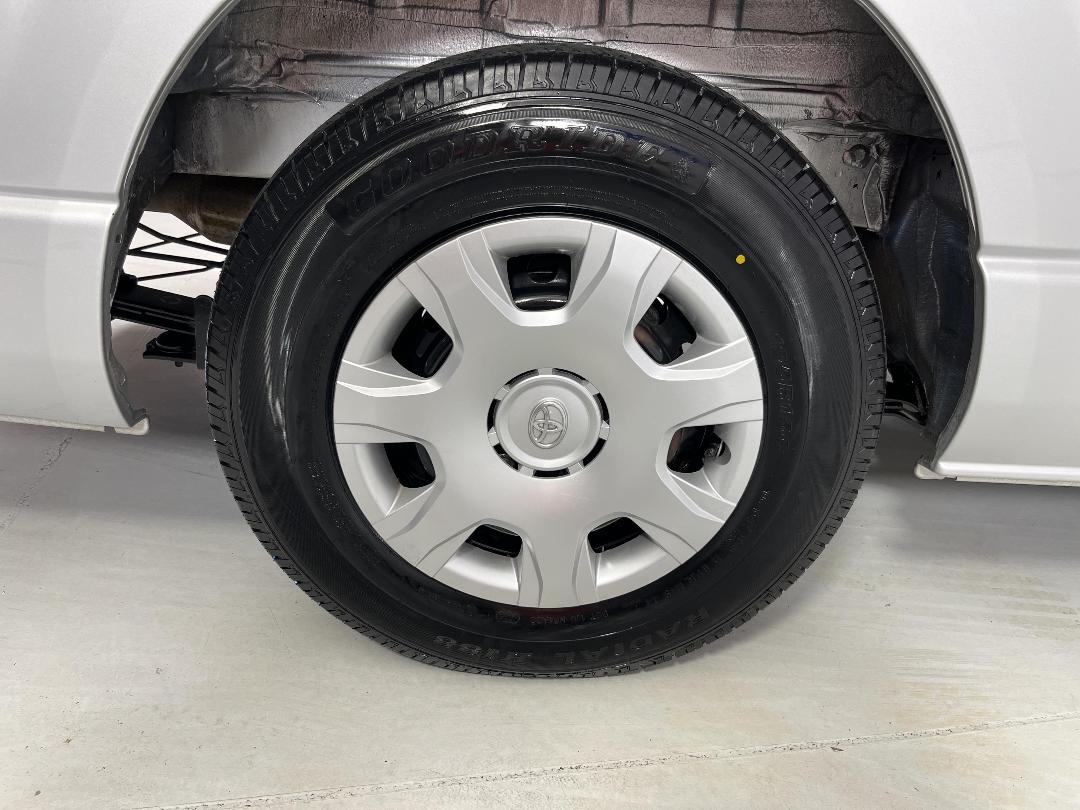 Photo '12' of Toyota Hiace Photo '12' of Toyota Hiace