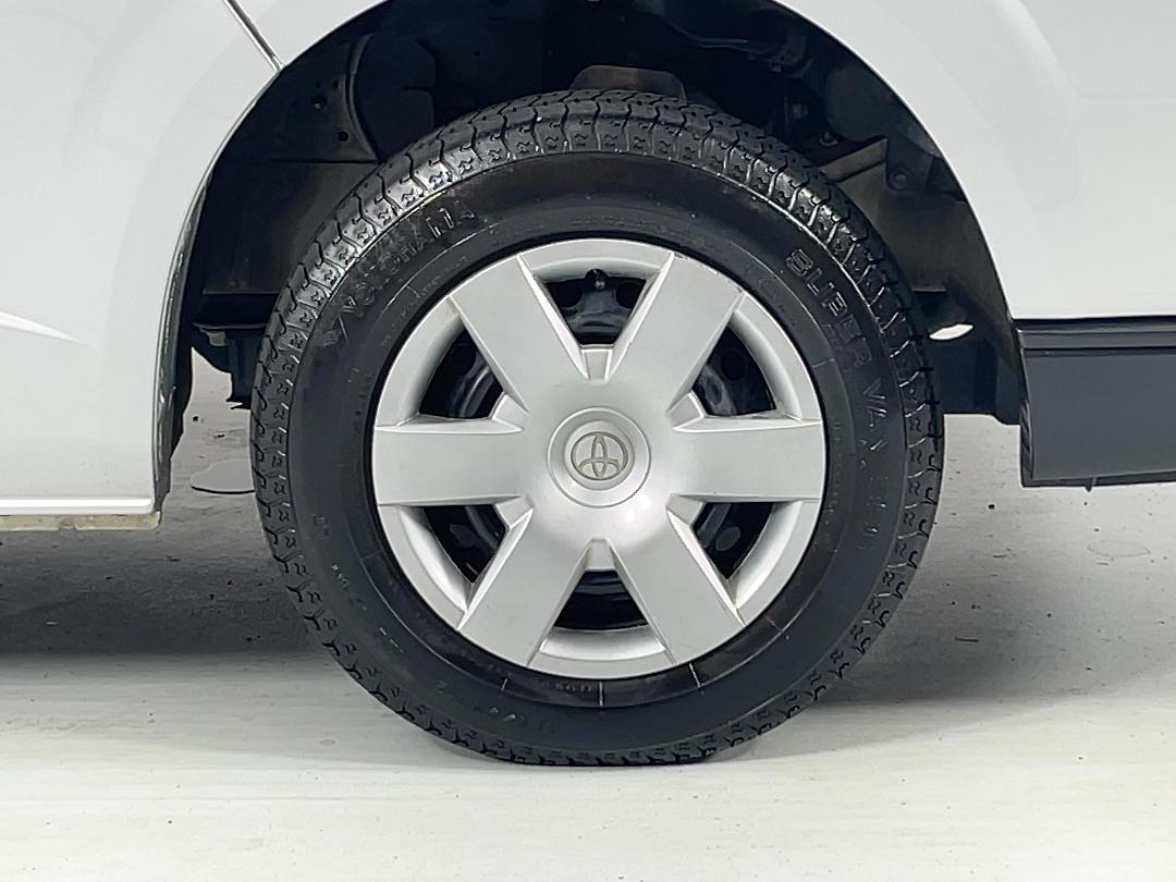 Photo '9' of Toyota Hiace