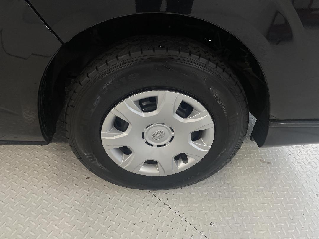 Photo '9' of Toyota Hiace