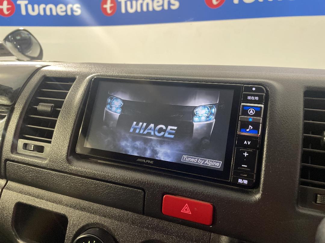 Photo '26' of Toyota Hiace