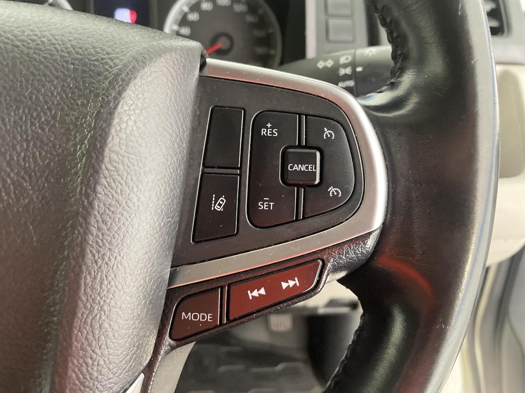 Photo '24' of Toyota Hiace