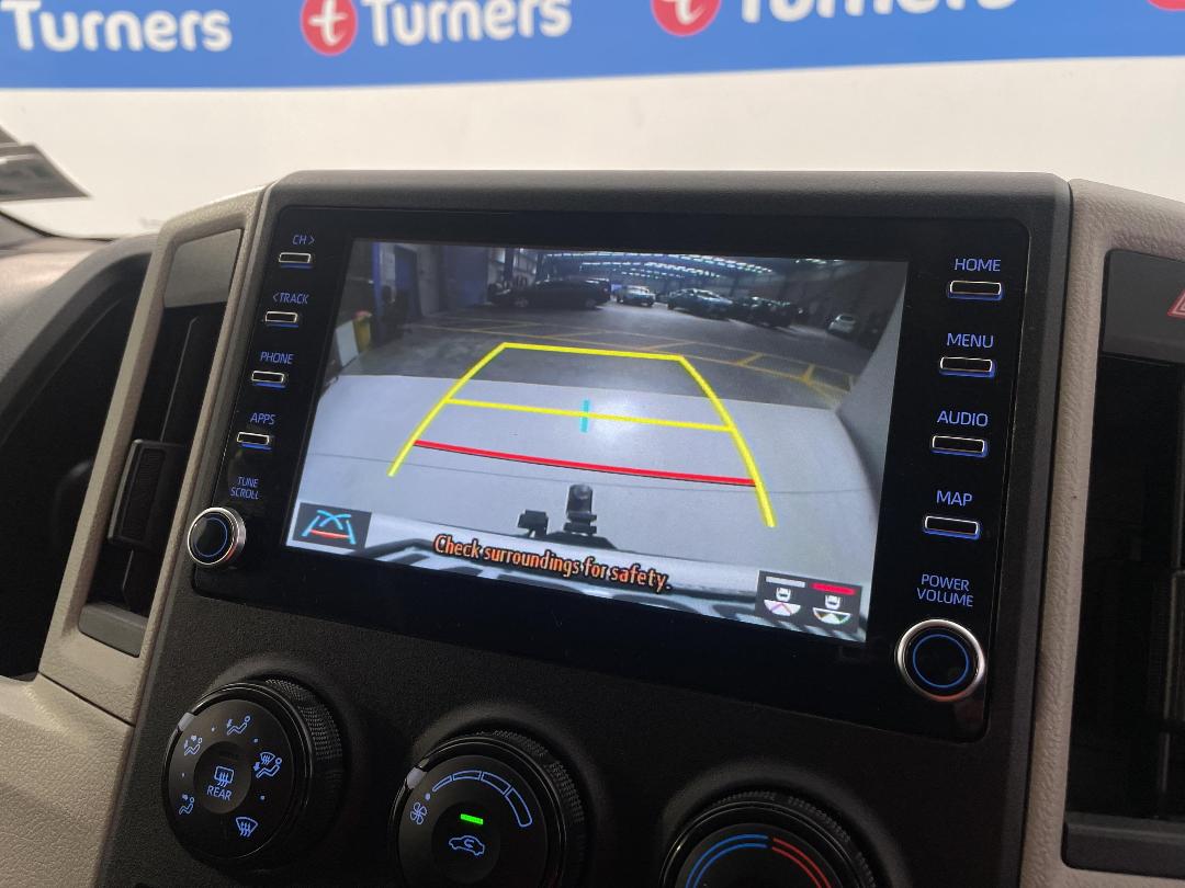 Photo '28' of Toyota Hiace