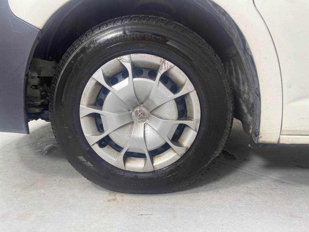 Photo '10' of Toyota Hiace