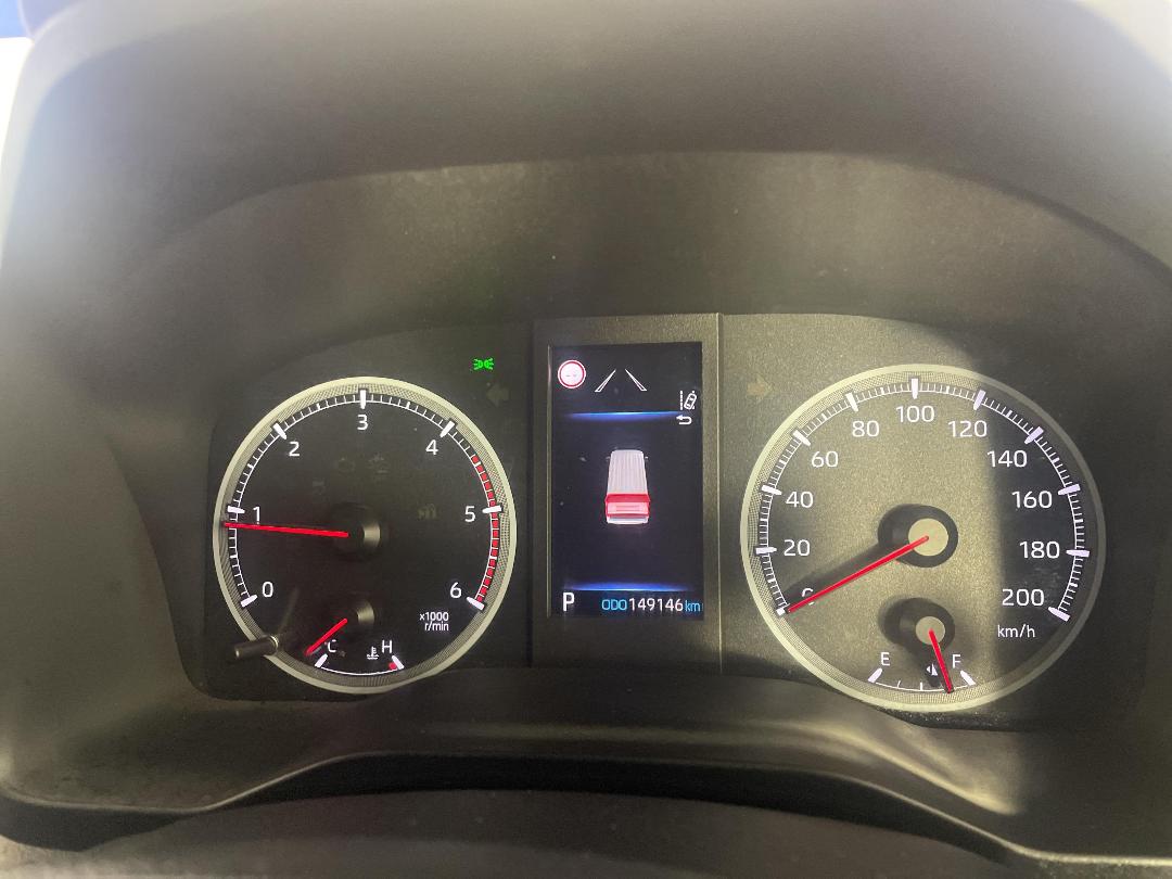 Photo '21' of Toyota Hiace