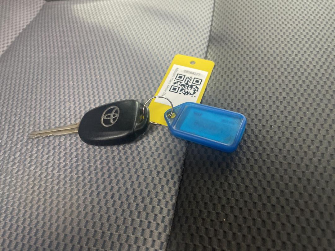 Photo '22' of Toyota Hiace