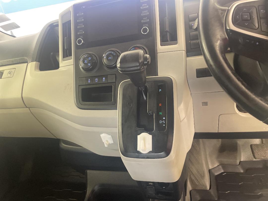 Photo '18' of Toyota Hiace