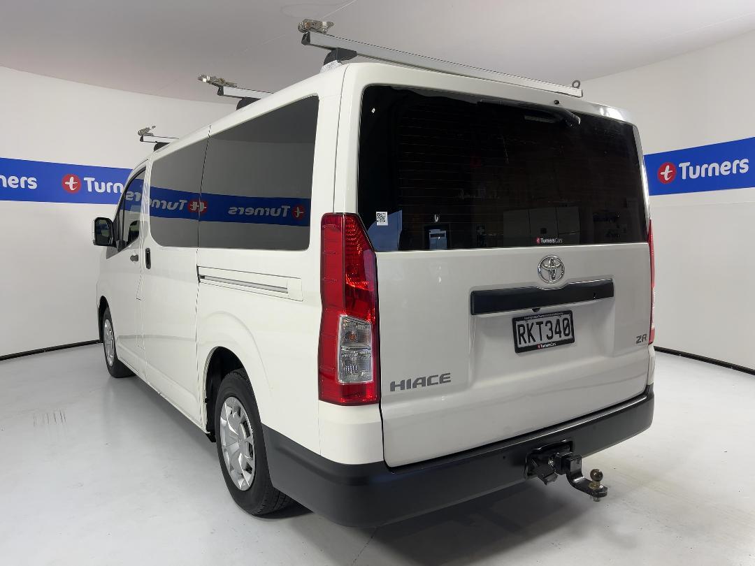 Photo '5' of Toyota Hiace