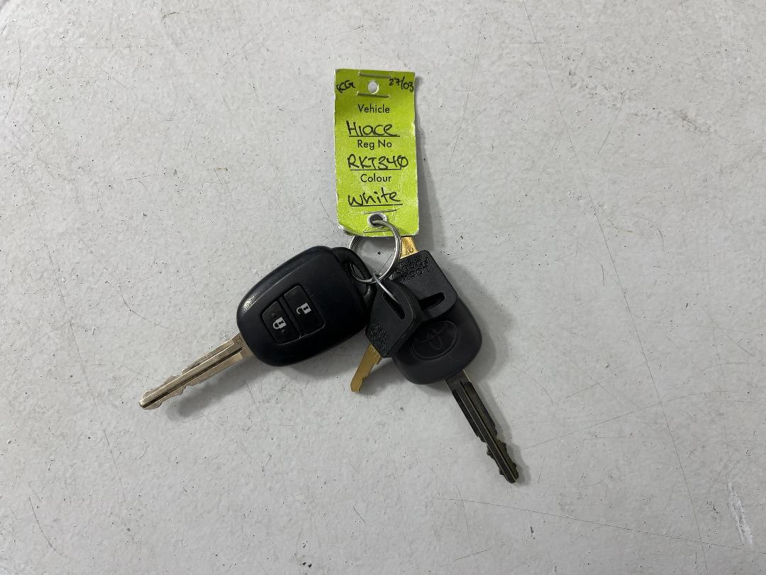 Photo '21' of Toyota Hiace