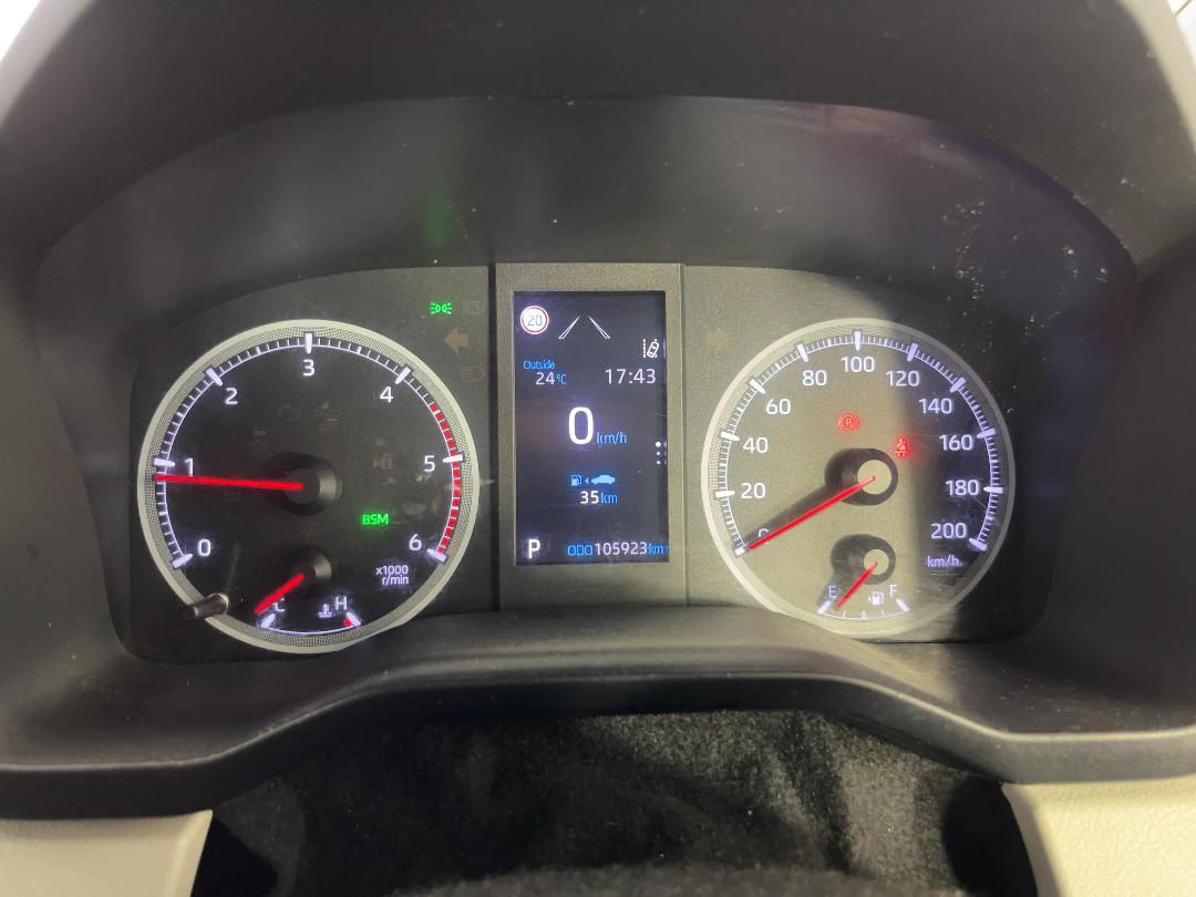 Photo '20' of Toyota Hiace