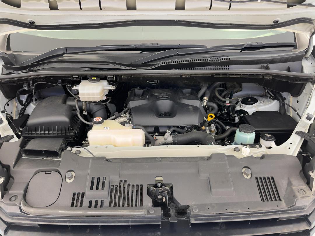 Photo '13' of Toyota Hiace