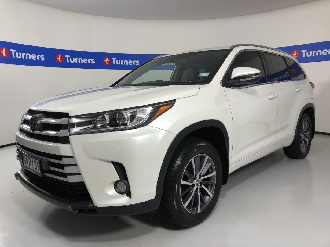 Photo '4' of Toyota Highlander