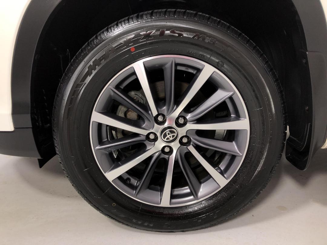 Photo '10' of Toyota Highlander