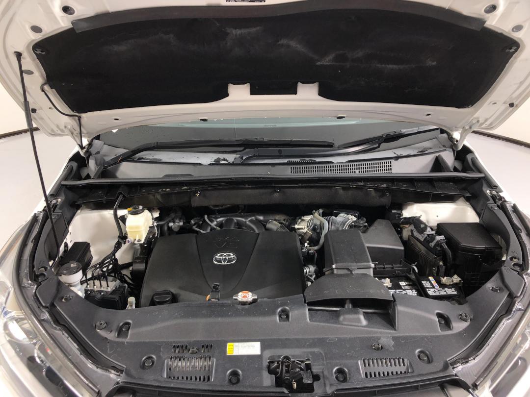 Photo '13' of Toyota Highlander