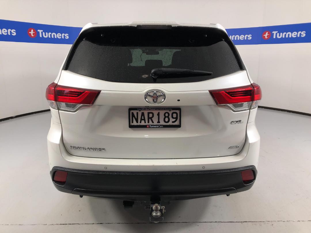 Photo '6' of Toyota Highlander