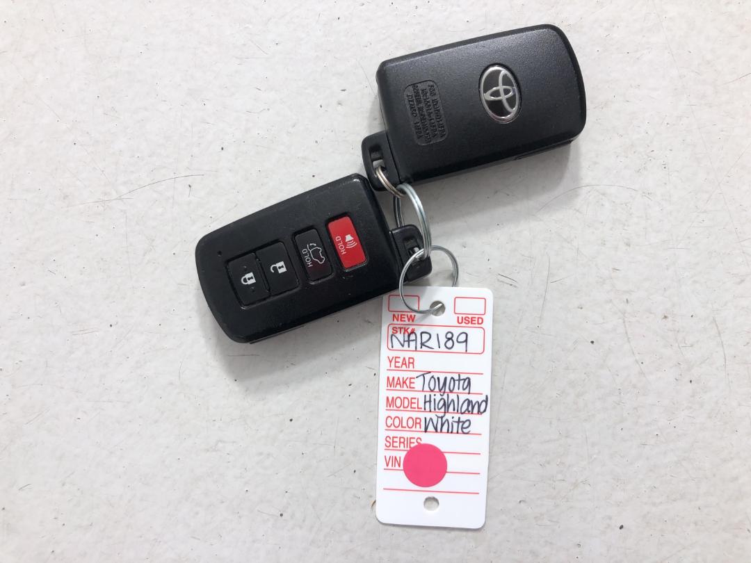 Photo '22' of Toyota Highlander