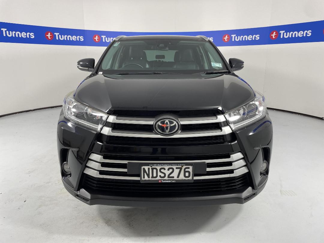 Photo '2' of Toyota Highlander