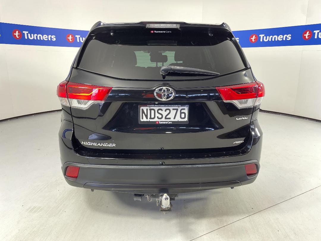 Photo '6' of Toyota Highlander