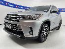 Thumbnail '4' of Toyota Highlander