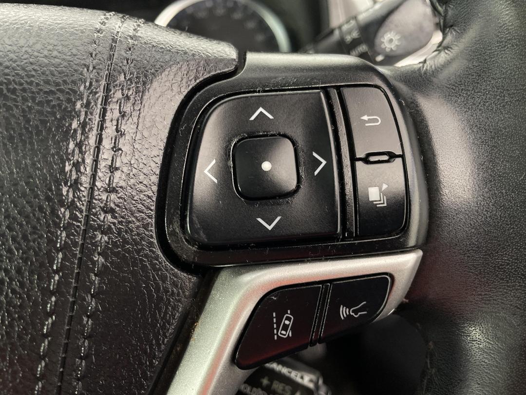 Photo '27' of Toyota Highlander