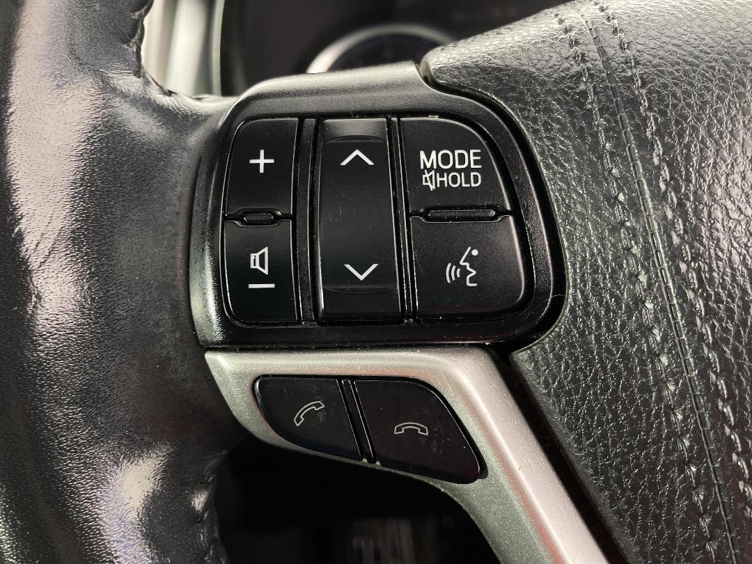 Photo '28' of Toyota Highlander