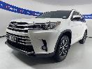 Thumbnail '4' of Toyota Highlander