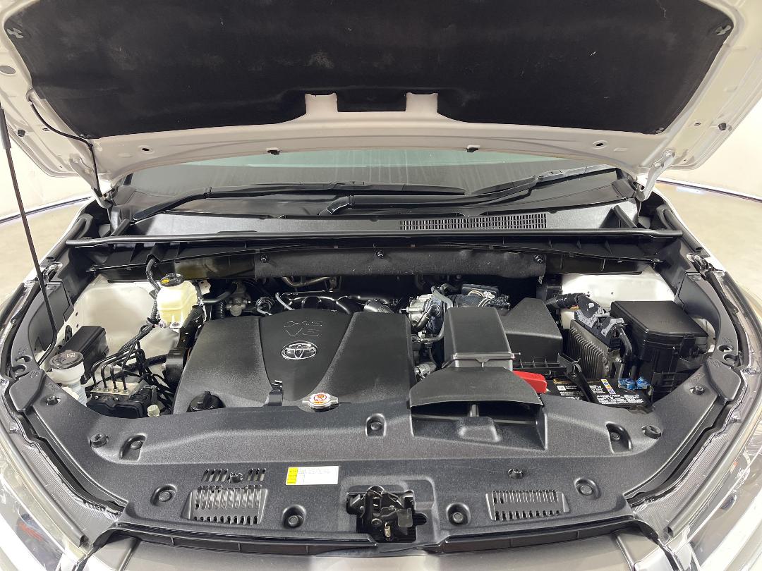 Photo '13' of Toyota Highlander