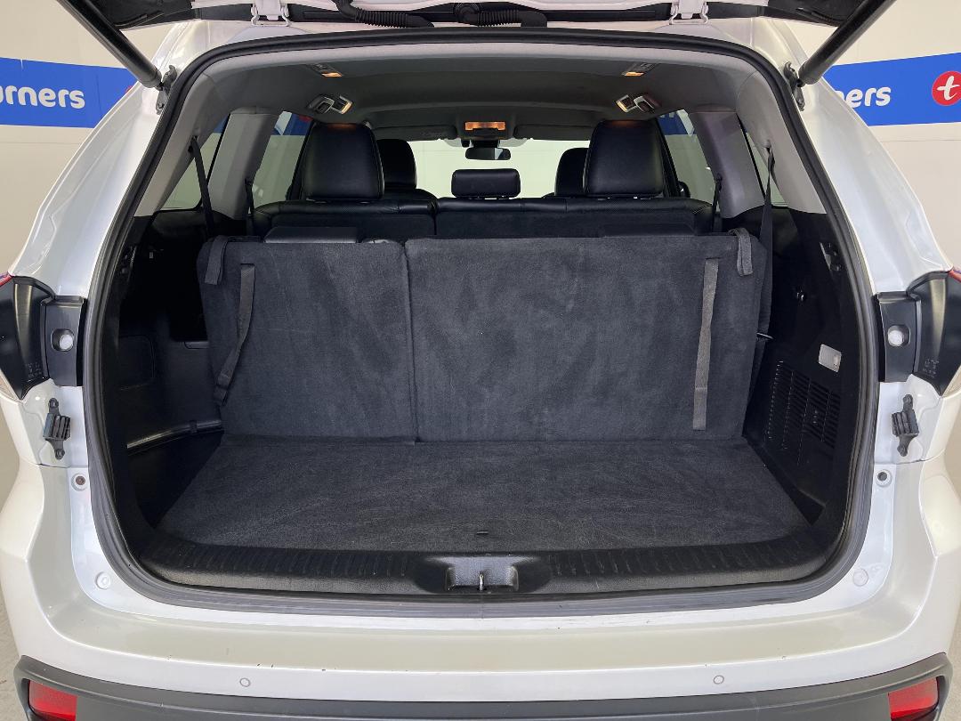 Photo '14' of Toyota Highlander