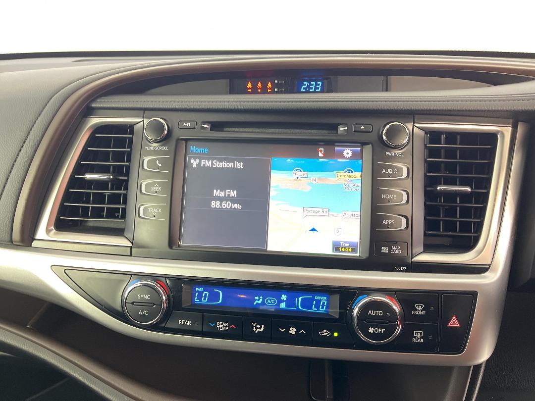 Photo '30' of Toyota Highlander