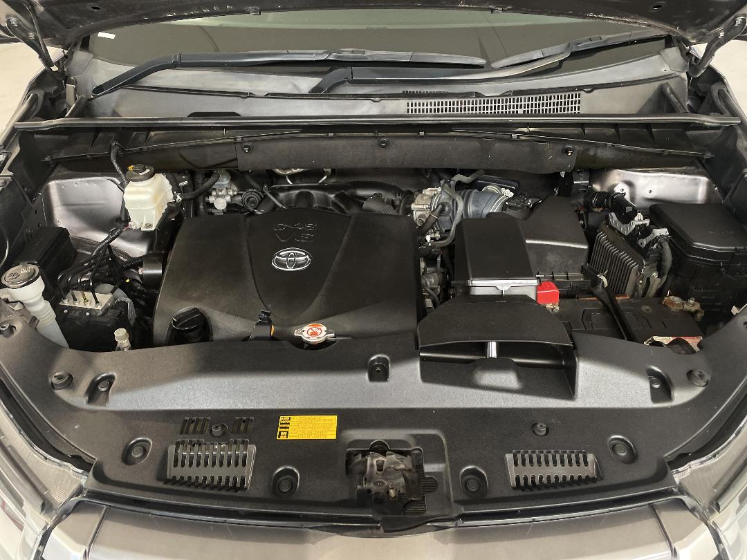 Photo '13' of Toyota Highlander