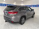 Thumbnail '7' of Toyota Highlander