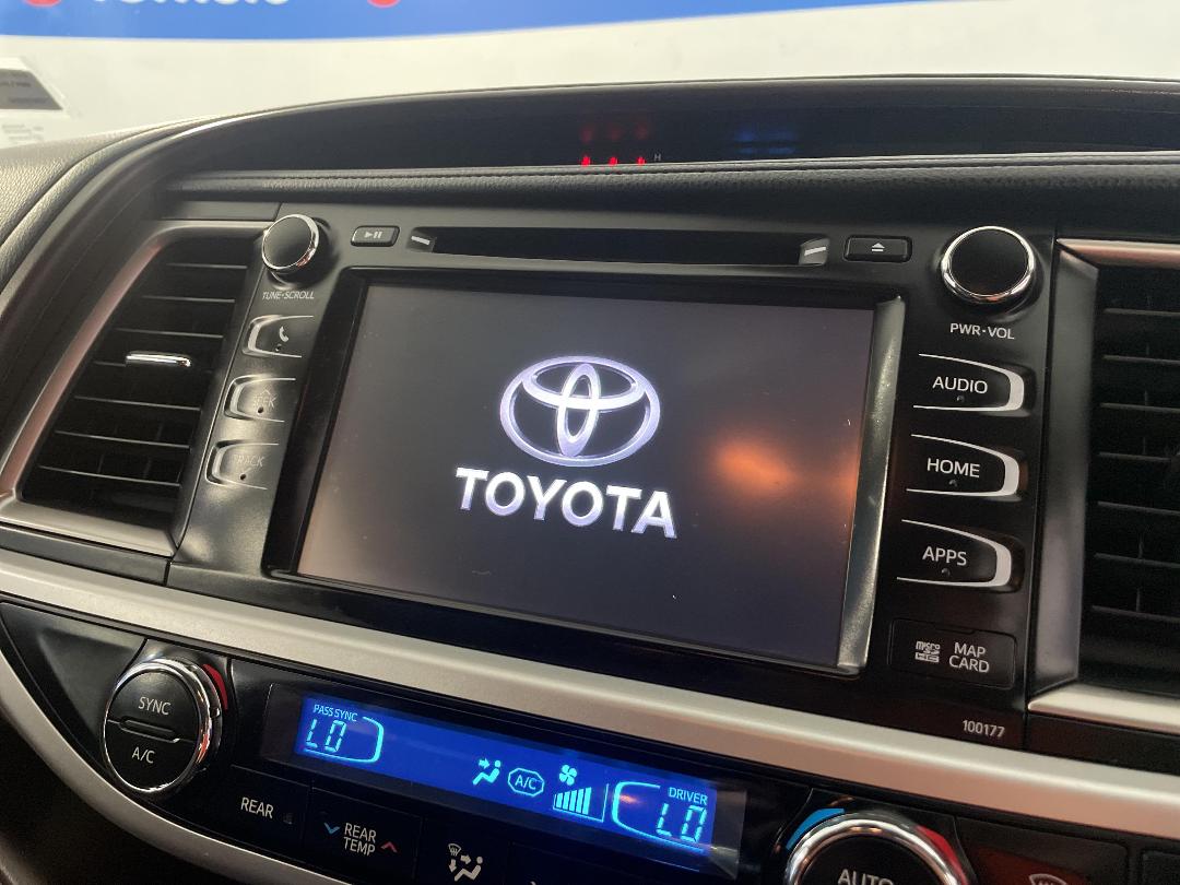 Photo '29' of Toyota Highlander