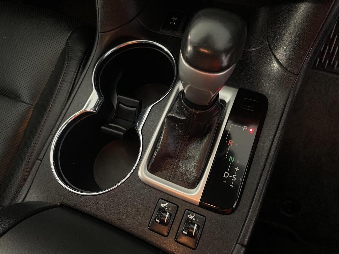 Photo '32' of Toyota Highlander