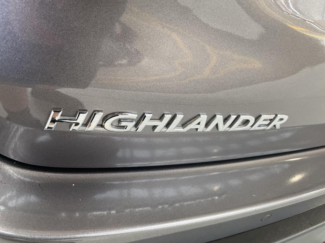 Photo '36' of Toyota Highlander