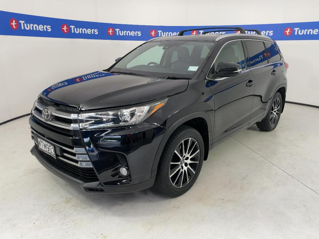 Photo '4' of Toyota Highlander Photo '4' of Toyota Highlander