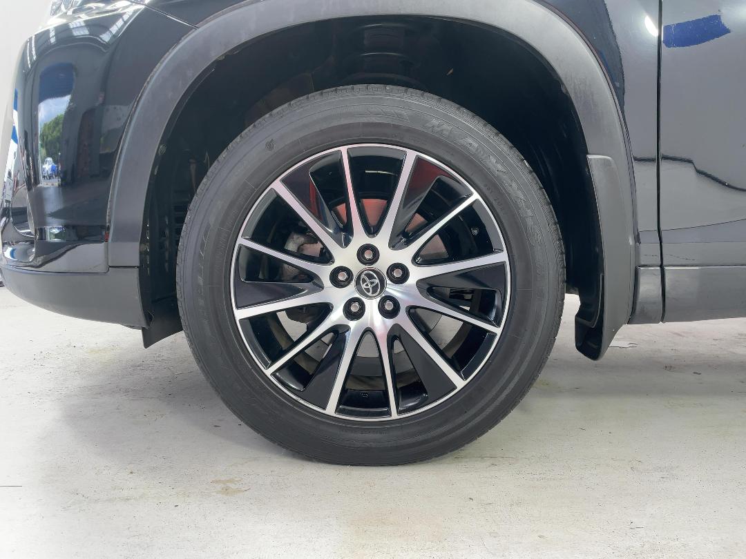 Photo '10' of Toyota Highlander Photo '10' of Toyota Highlander