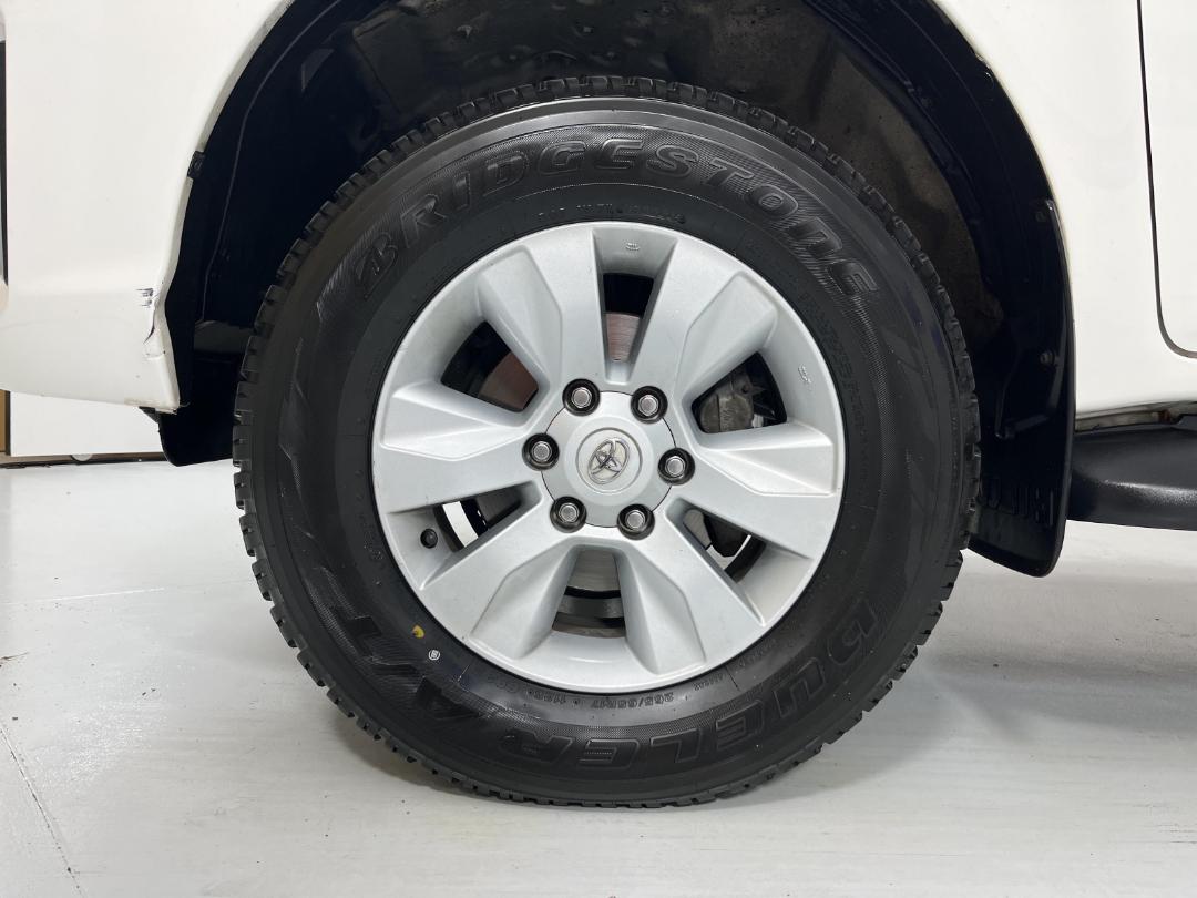 Photo '10' of Toyota Hilux