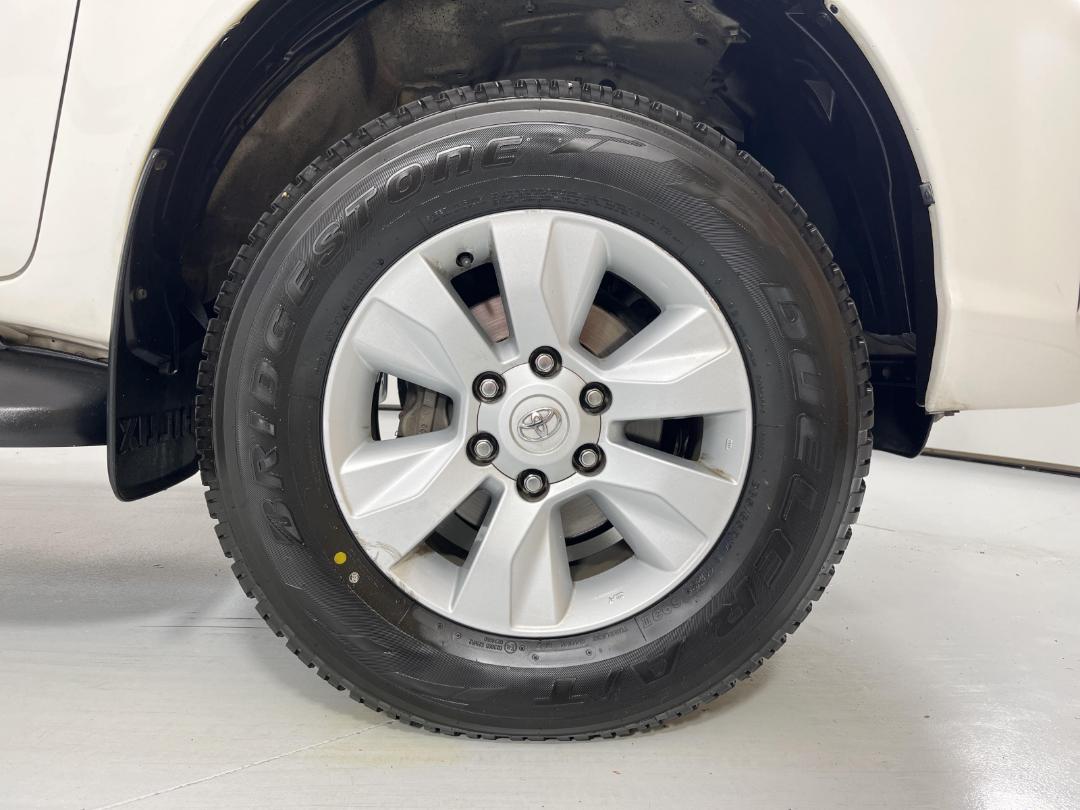 Photo '9' of Toyota Hilux