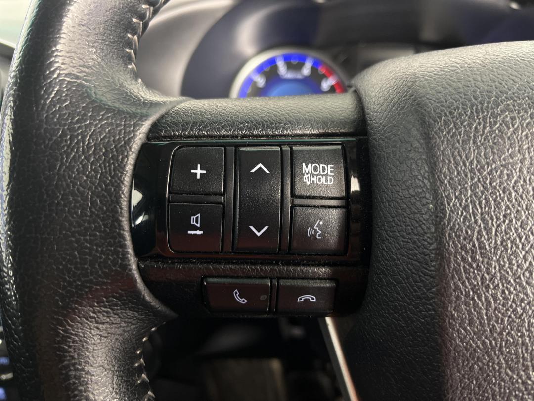 Photo '23' of Toyota Hilux