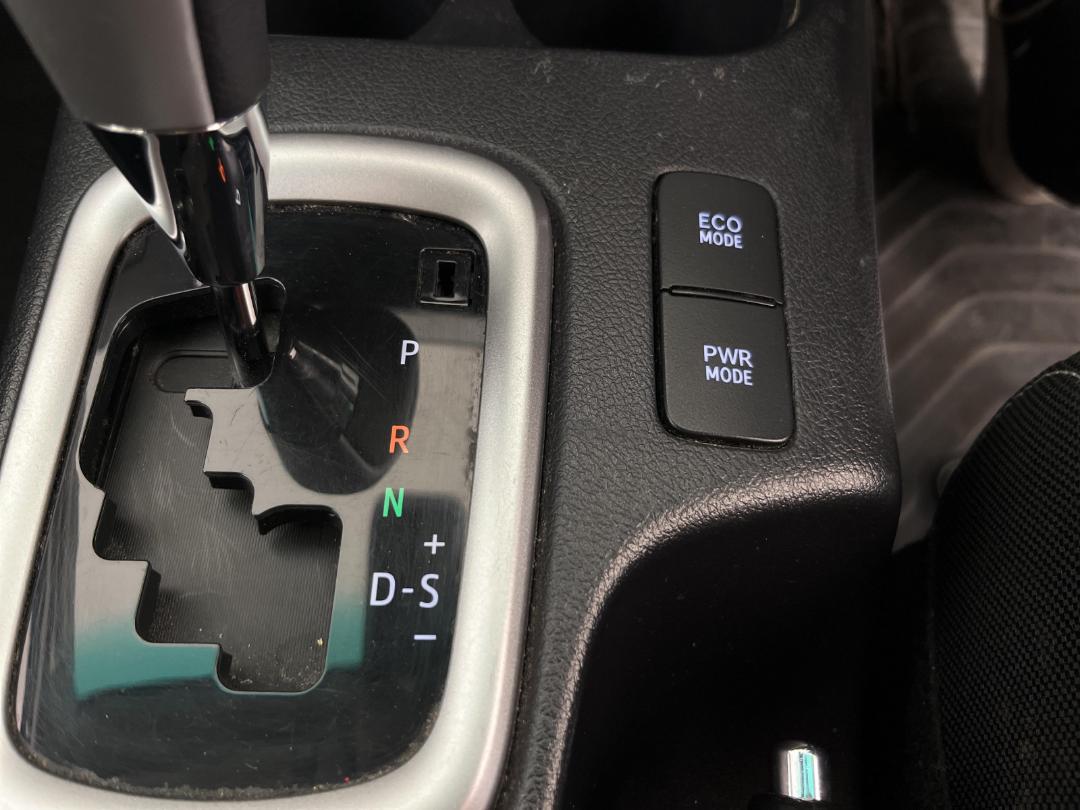 Photo '27' of Toyota Hilux