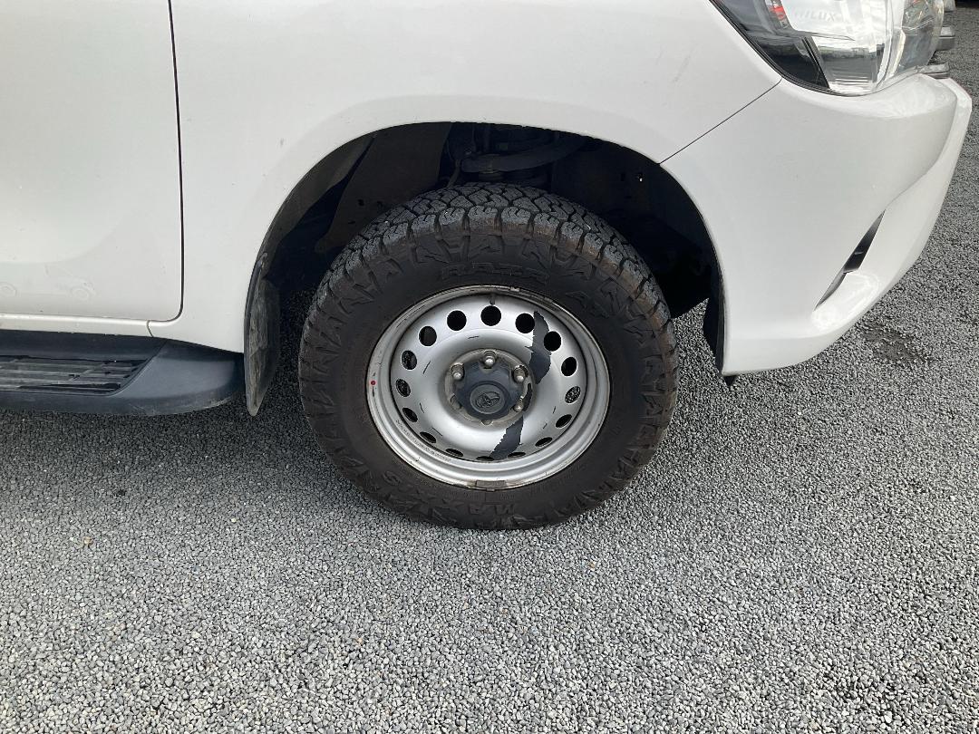 Photo '9' of Toyota Hilux Photo '9' of Toyota Hilux